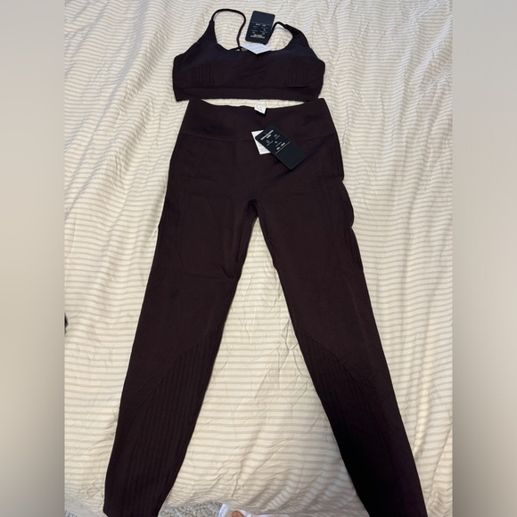 Fabletics set size L - Picture 2 of 2